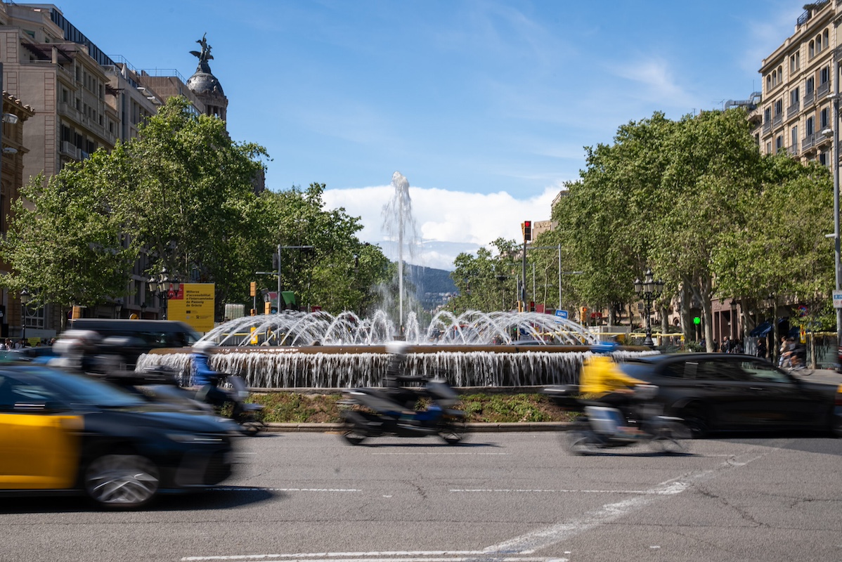Fuente en el Paseo de Gràcia.