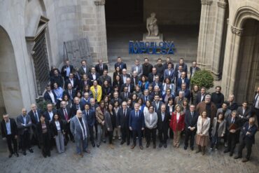 Presentación del plan Barcelona Impulsa en el Ayuntamiento.