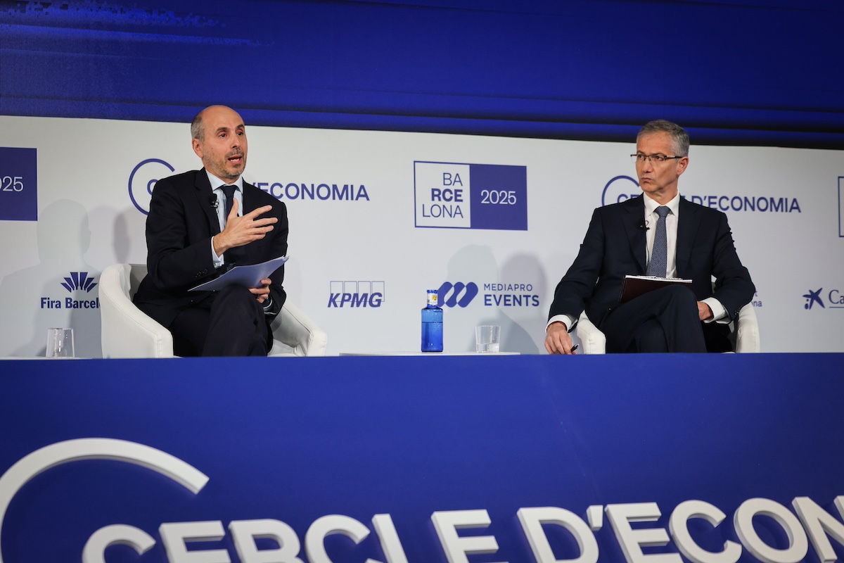 Francisco Blanch y Pablo Hernández de Cos en la reunión del Cercle d'Economia.