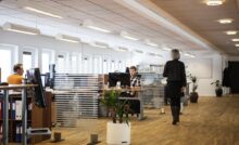 Oficinas y centros de trabajo.