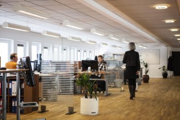 Oficinas y centros de trabajo.