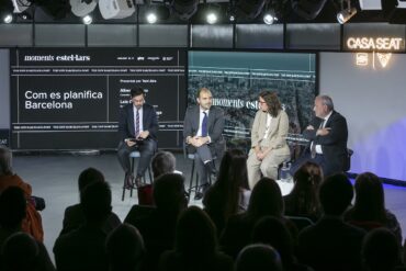 Sesión de Moments Estel·lars 'Cómo se planifica Barcelona' en Casa Seat.
