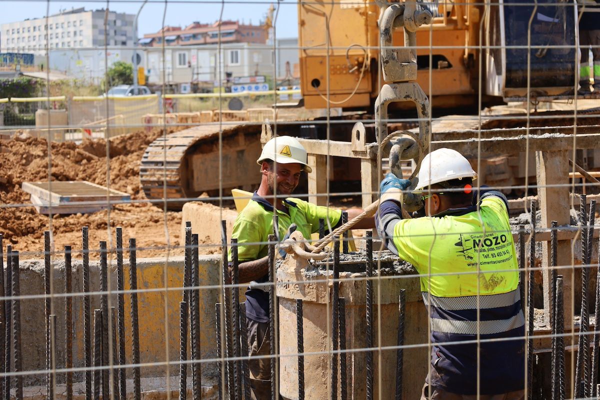 Trabajadores de las obras de la Sagrera (c) Anna Badia
