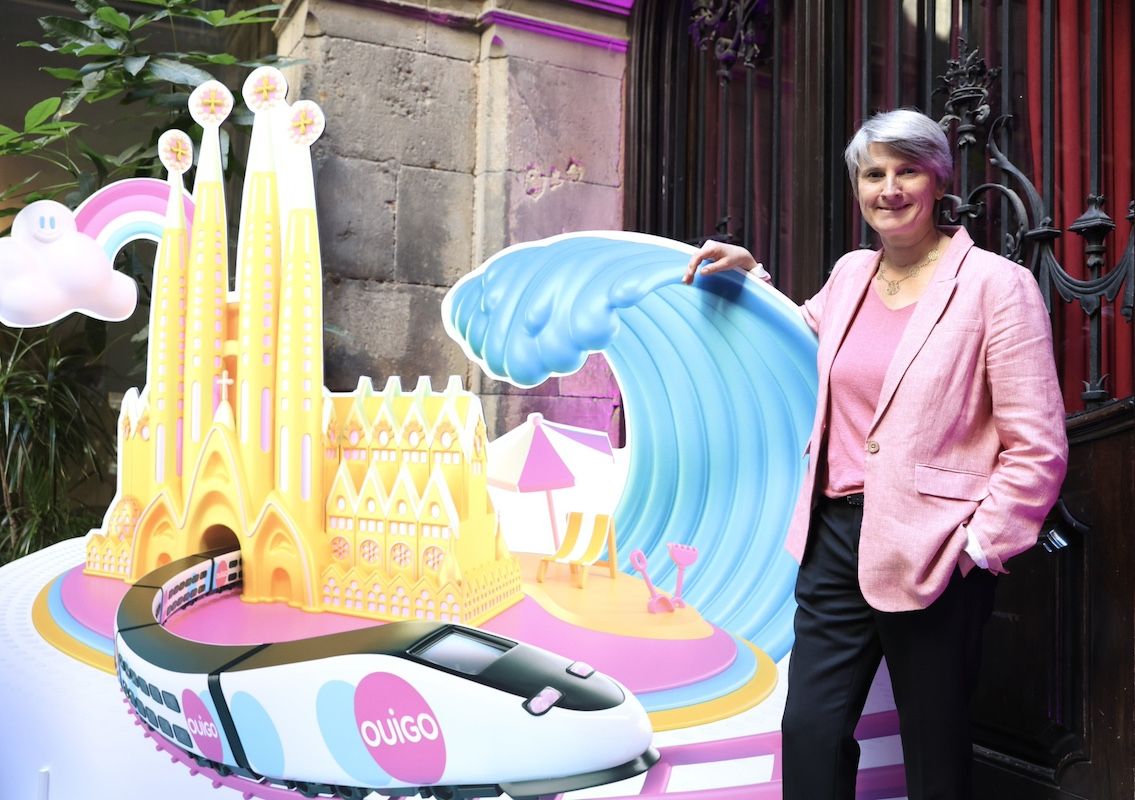 Hélène Valenzuela en el acto en Barcelona