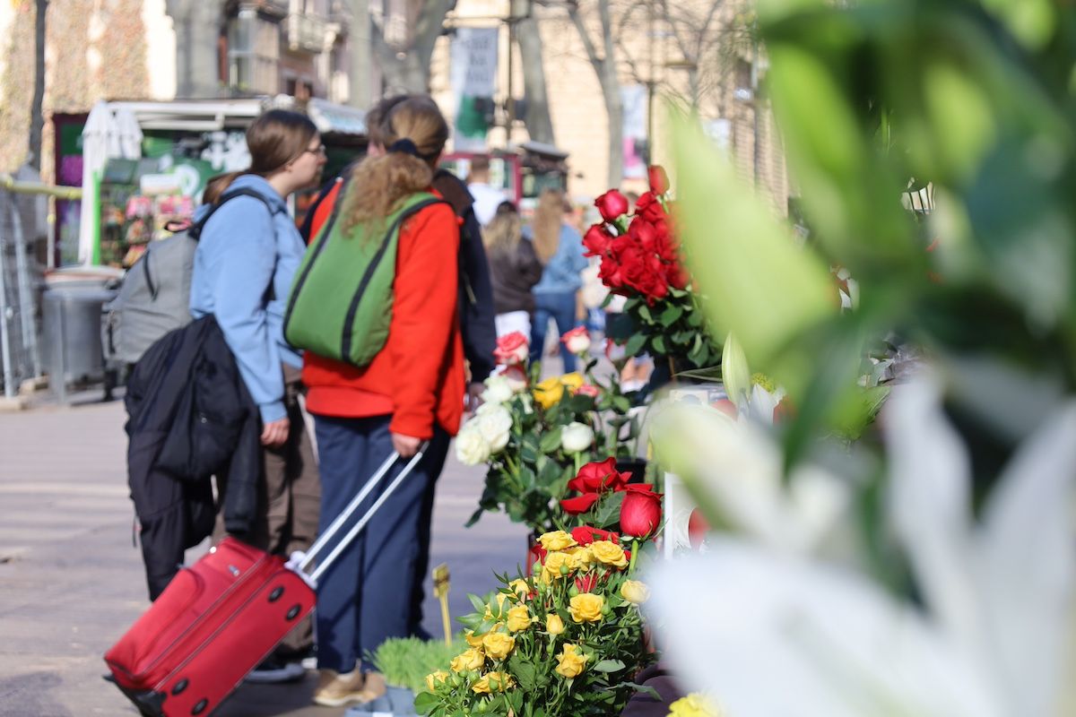 Paradas de flores en La Rambla por Anna Badia