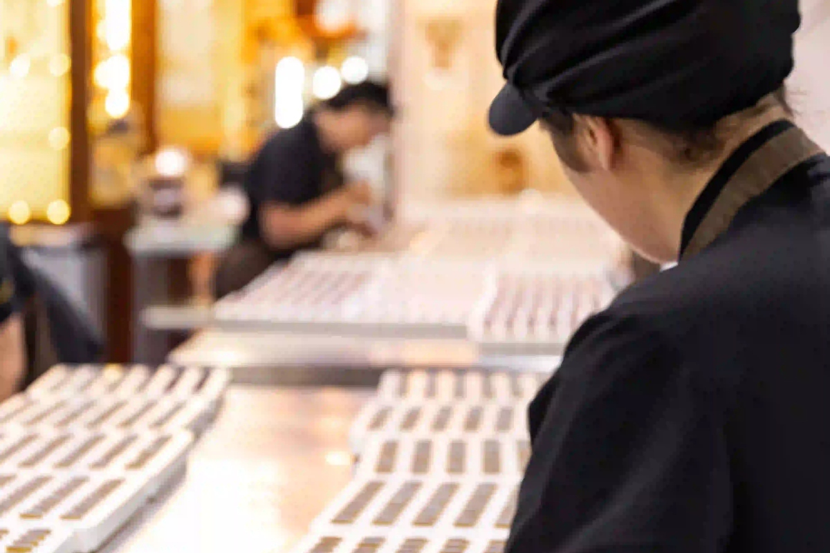 Elaboración de bombones en Bomboneria Pons